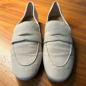 Marc Fisher Chang  Light Natural Suede Women’s Shoes Beige Size 7 WORN ONCE